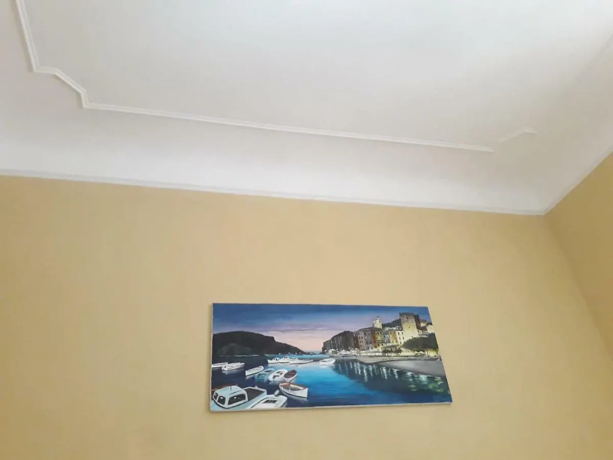 La Casa Dei Dipinti Delle Cinque Terre Apartment La Spezia 0*,